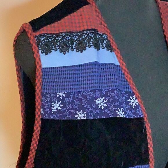 Mixed Media Velour Boho Vest - Picture 8 of 8
